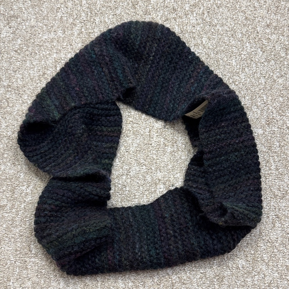 Wilfred Women’s Knit Neck Warmer Scarf